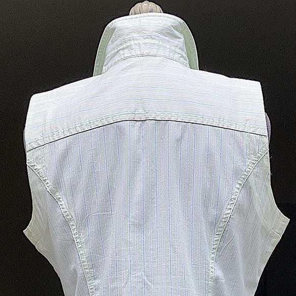 🆕Richard Malcom Sleeveless Button Down Shirt NWOT - Picture 8 of 10